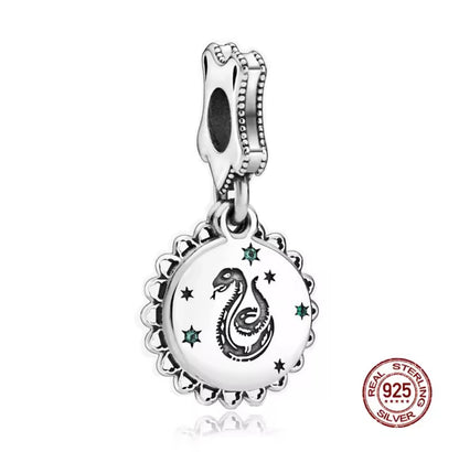 Pulsera de plata y charms