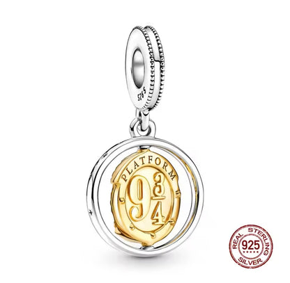 Pulsera de plata y charms