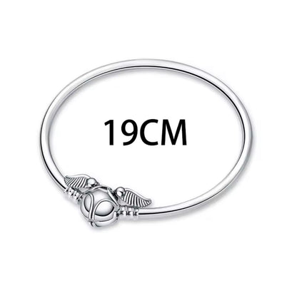 Pulsera de plata y charms